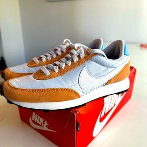 W Nike DBreak **N I B**